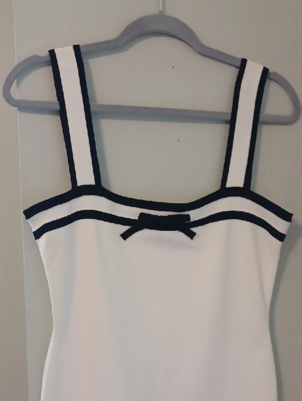 Endless Rose Sz L, fitted, Knitn Bodycon, White Dress with Black Trim Accents_3
